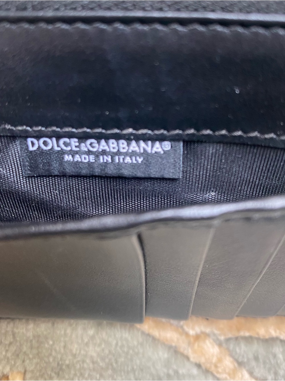 Dolce & Gabbana DG Embossed Leather Zip Card Case - Picture 3 of 8